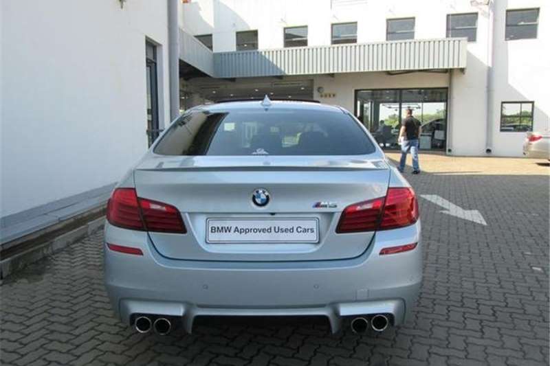 BMW M5 (F10) For Sale | Sandton, Gauteng | R1,050,000 | Silverstone/Black | Style 343 wheels, ConnectedDrive Services, RTTI, COncierge Services, M Driver's Package